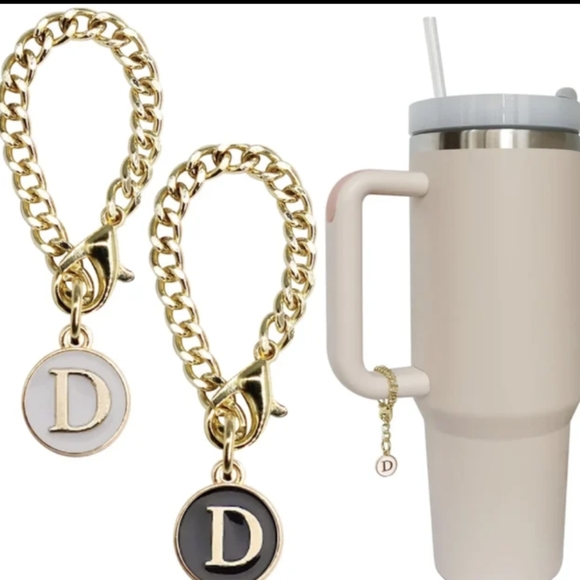 Stanley Cup Initial Charms - Picture 9 of 14